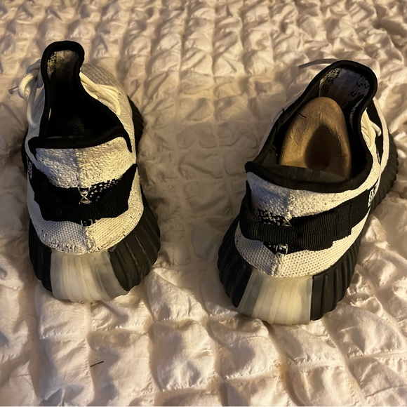 Yeezy 350 boost v2 - Picture 8 of 10